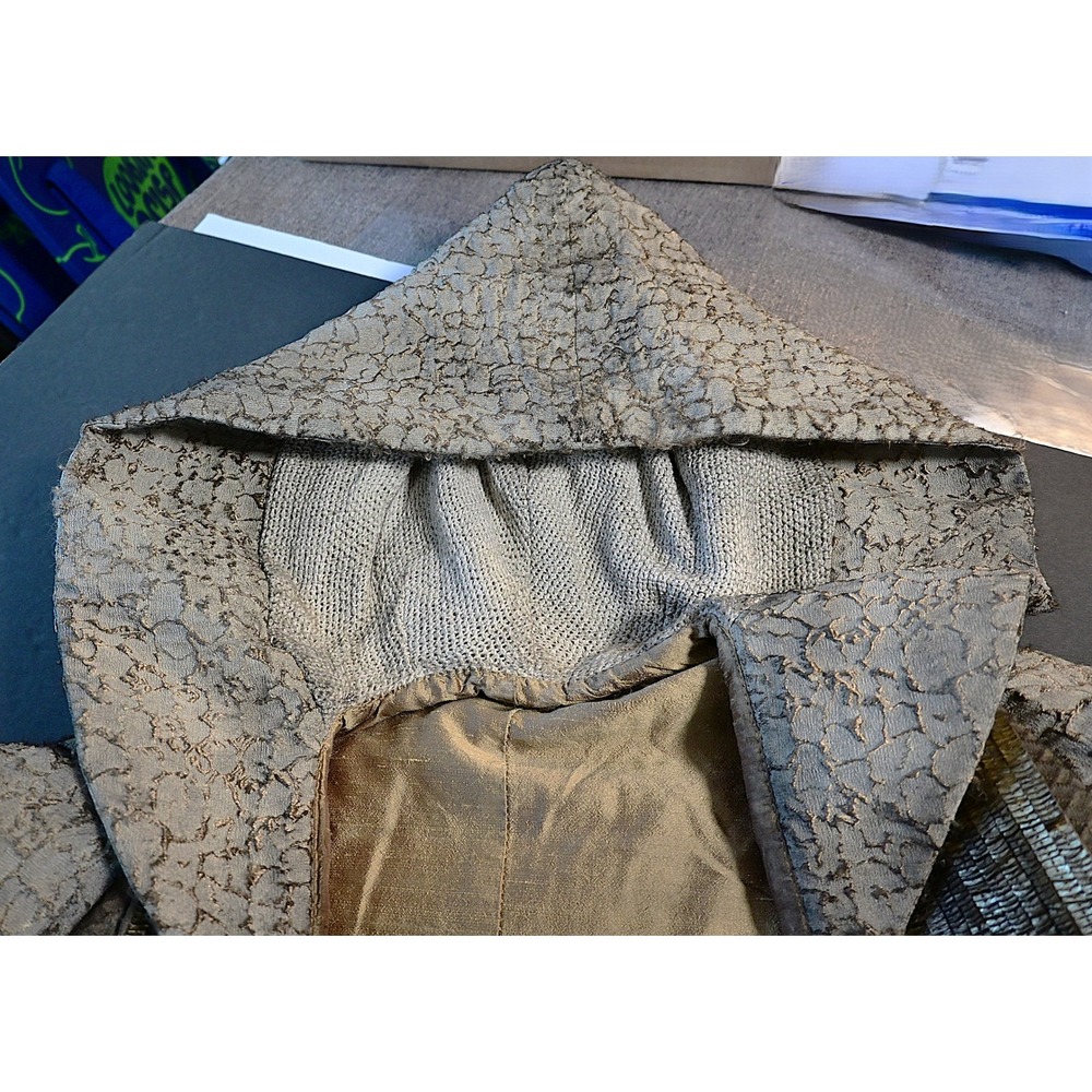 Custom Handmade Hooded Textured Robe Gold Metallic Sci-Fi Fantasy - Picture 10 of 16